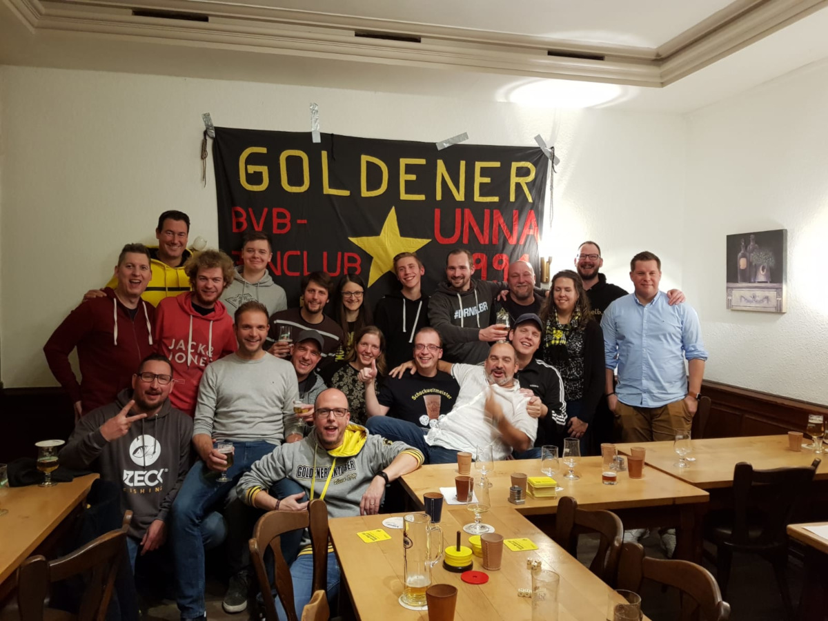 Gruppenbild der Teilnehmer des Goldenen Oktober Schockturniers 2019
