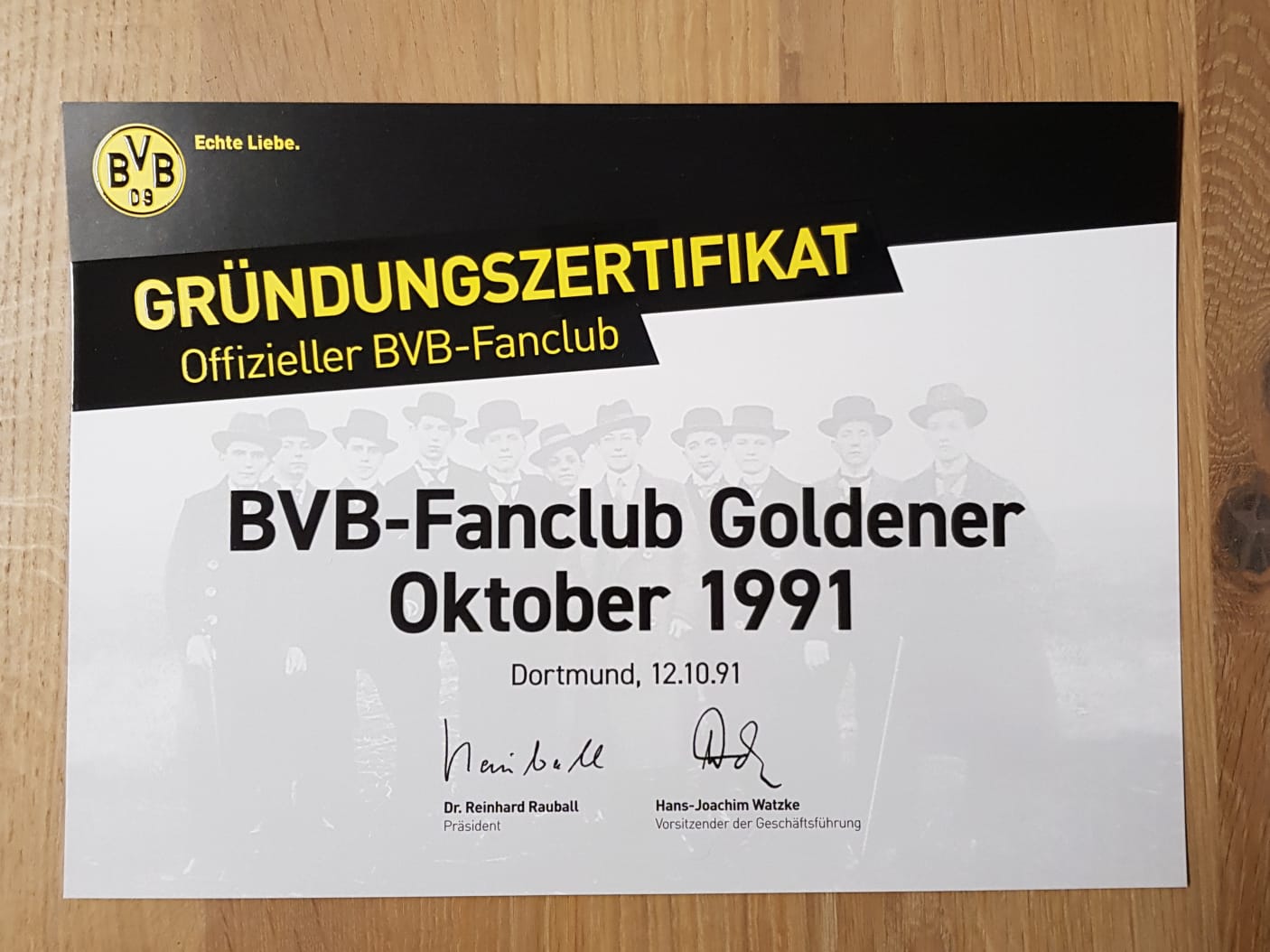 Foto vom Gründungszertifikat